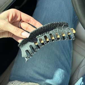 SKIMS Black and Gold Hair Accessory